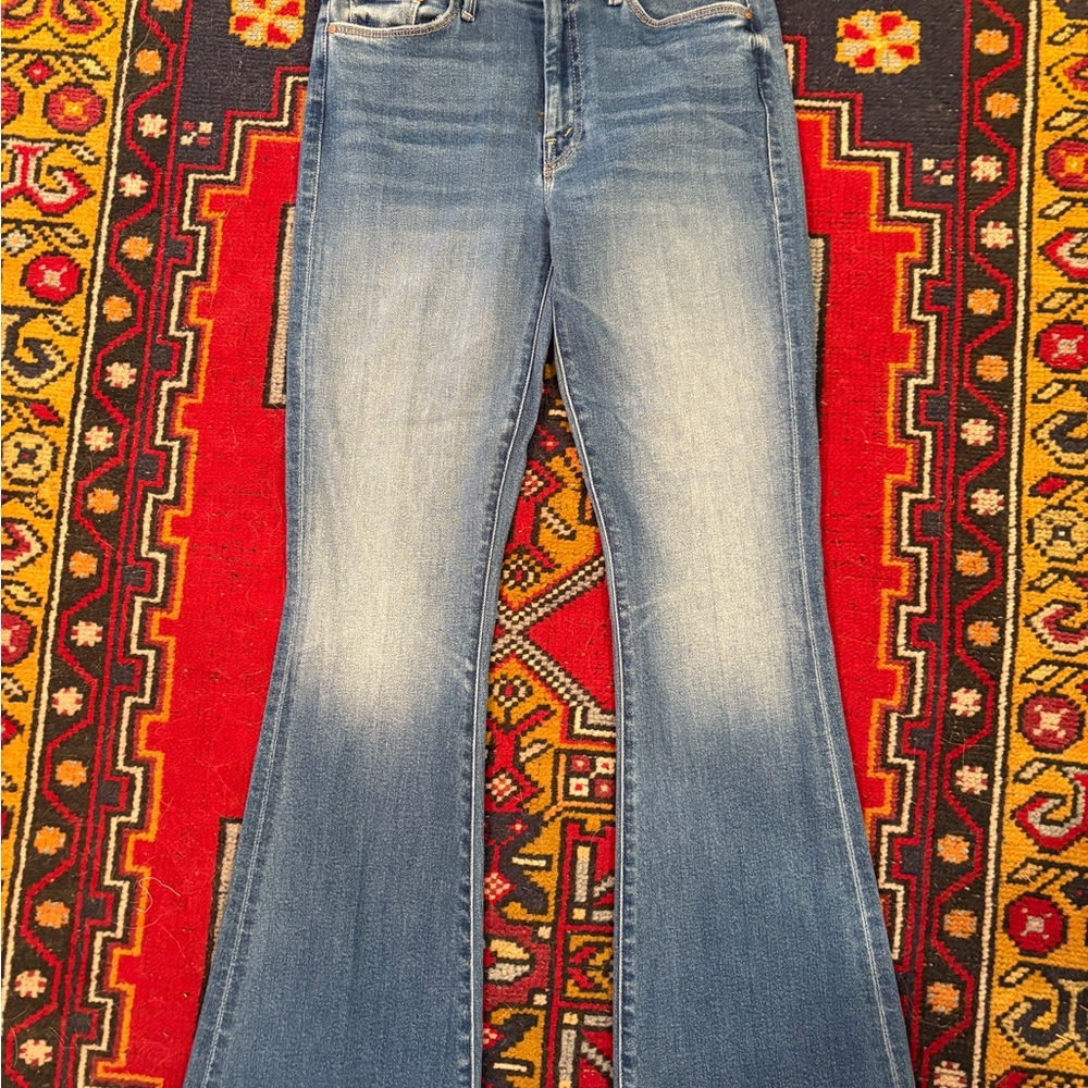 MOTHER “The Weekender” jeans